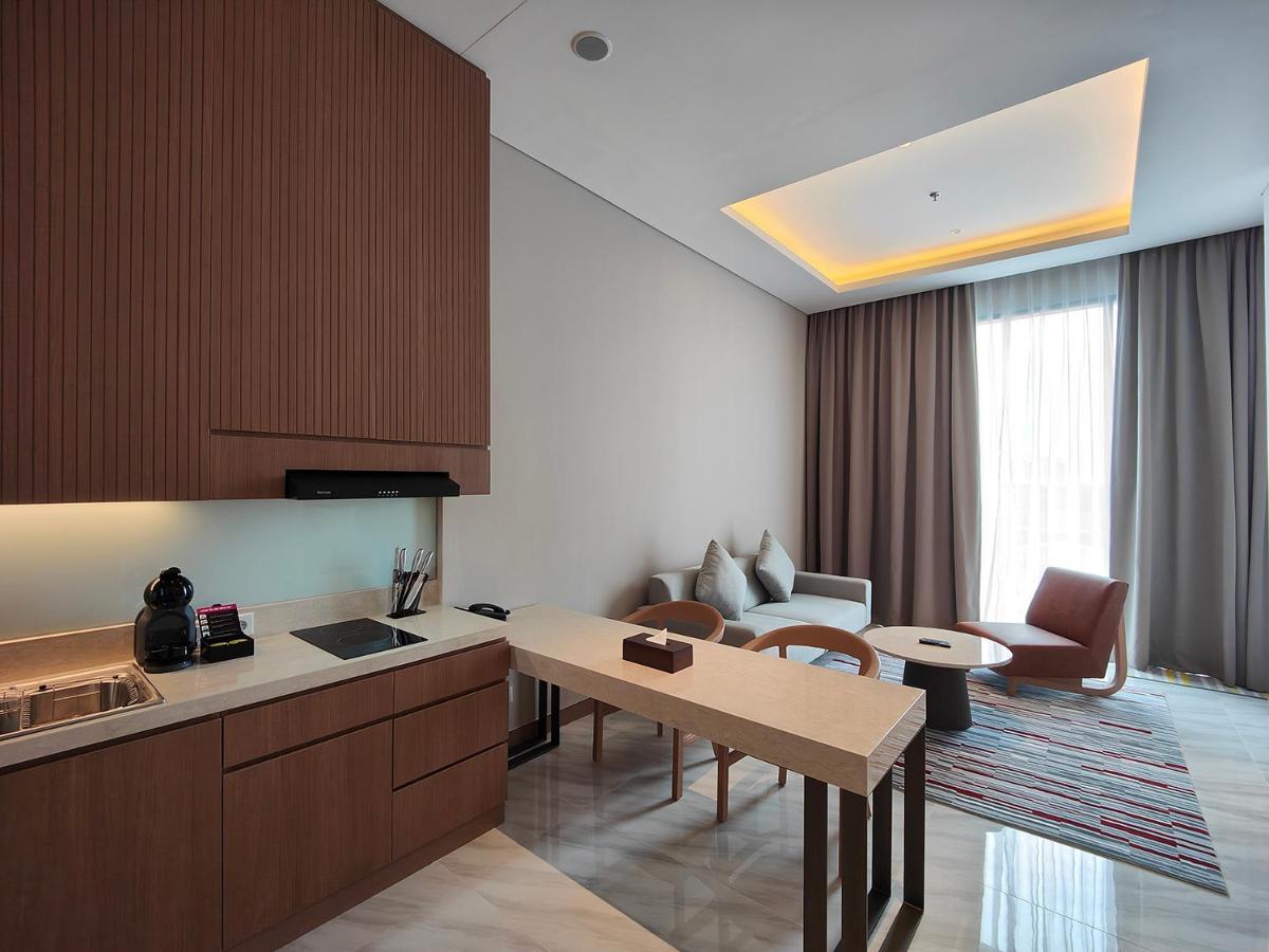 Ra Suites Simatupang Jacarta Exterior foto