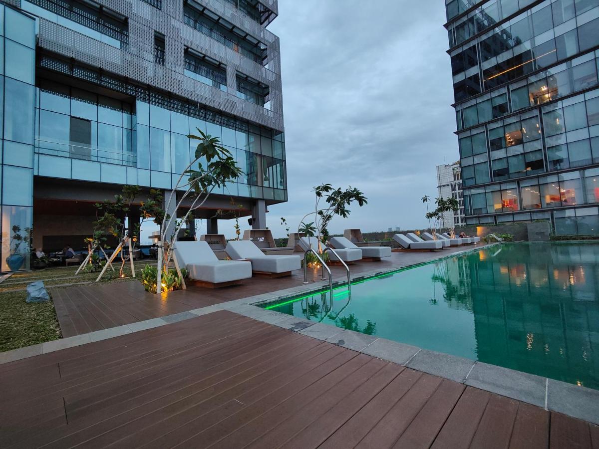 Ra Suites Simatupang Jacarta Exterior foto